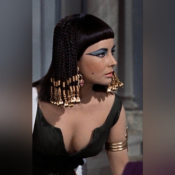 Revival of Cleopatra 👸🏻🌿 - Picture 3 of 16